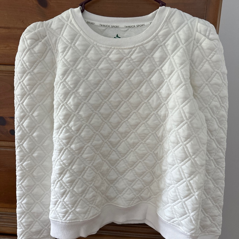 TNUCK SPORT white puff sleeve Campbell Pullover